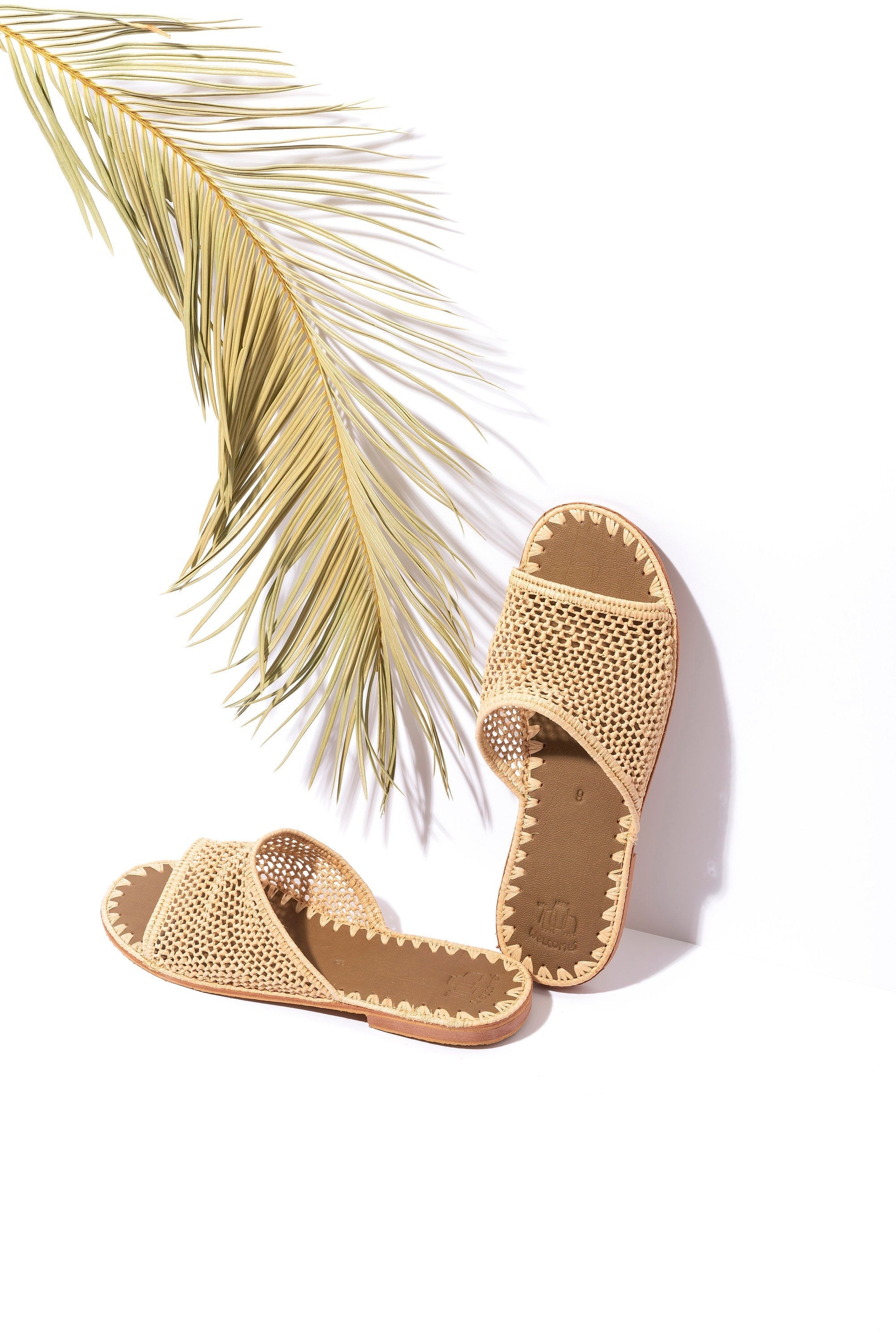 Handmade Raffia Slippers, Summer Woven Raffia Sandals, Natural Slip-On Shoes
