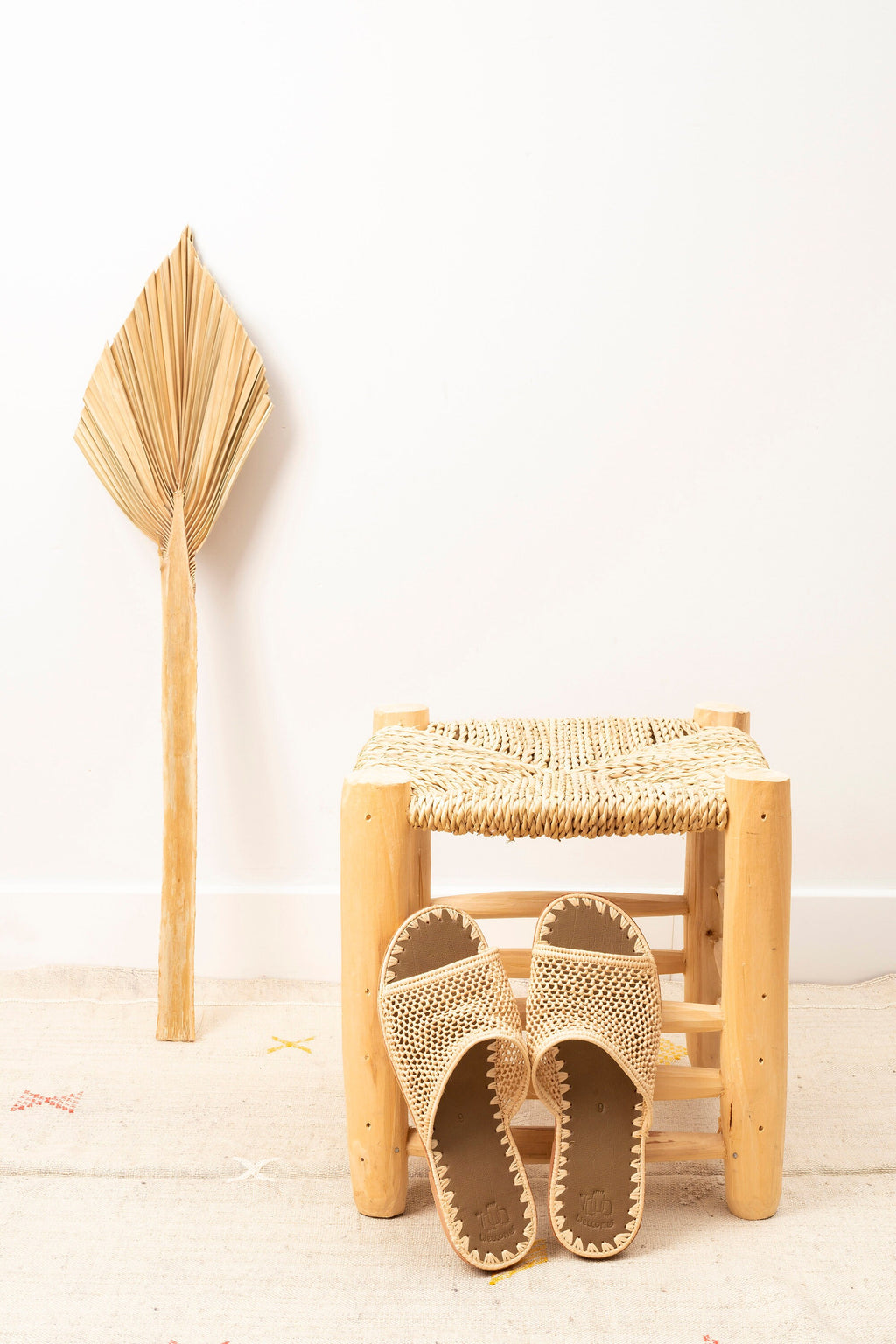 Handmade Raffia Slippers, Summer Woven Raffia Sandals, Natural Slip-On Shoes