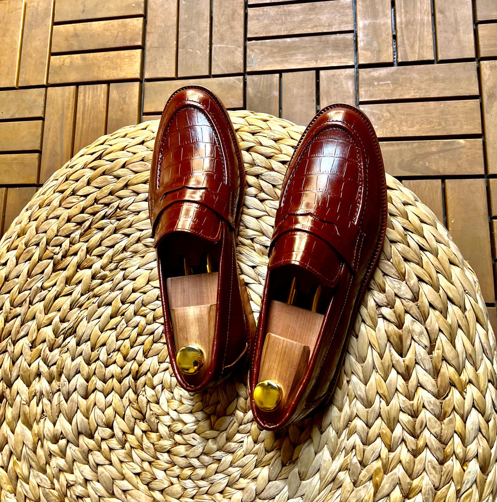Men's Crocodile-Embossed Leather Penny Loafers, Brown Slip-On Dress Shoes