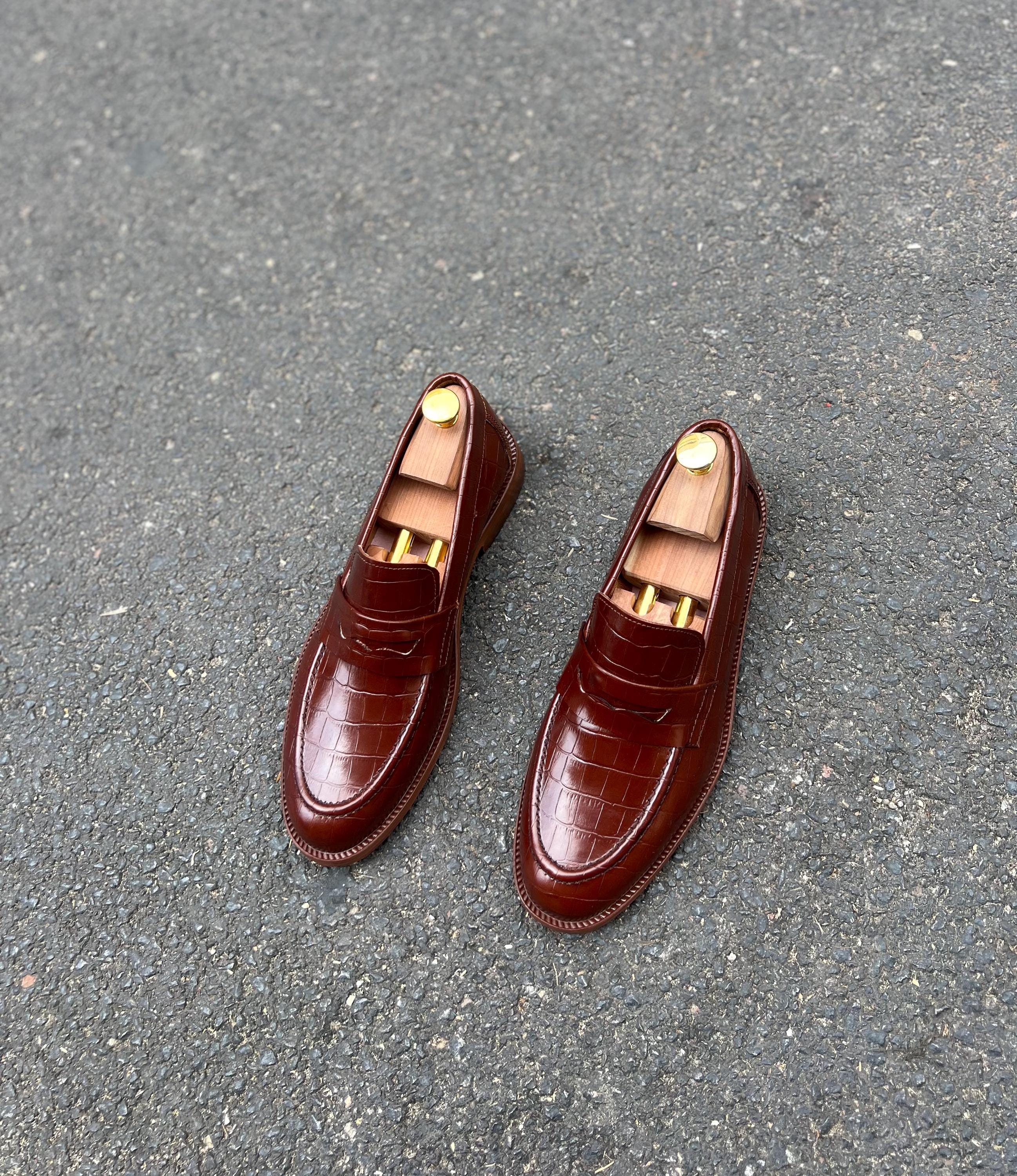 Men's Crocodile-Embossed Leather Penny Loafers, Brown Slip-On Dress Shoes