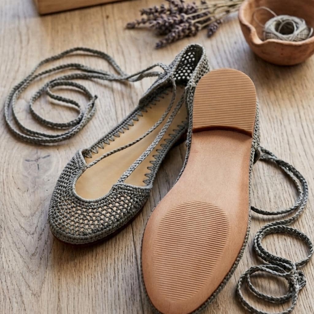 Handwoven Straw Ballet Flats, Boho Lace-Up Summer Shoes, Natural Fiber Espadrilles
