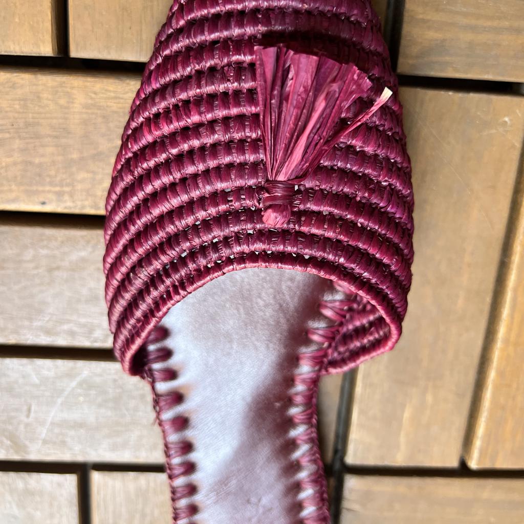 Burgundy Woven Raffia Mules with Tassel – Handcrafted Leather Insole Slip-On Flats
